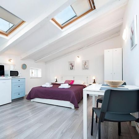 Cozy Garzoto Studios Rovinj Extérieur photo